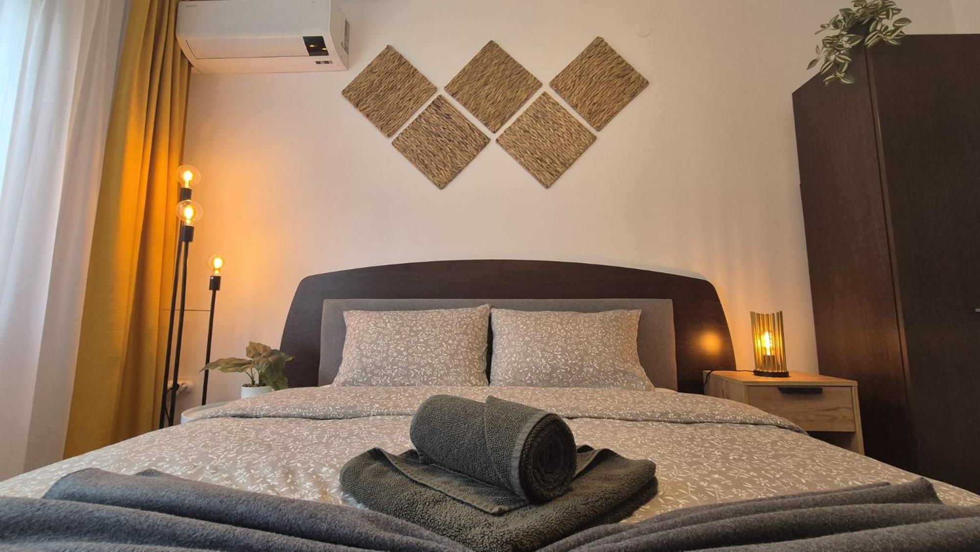 Tusmorez Central Apartment Targu Mures Ngoại thất bức ảnh